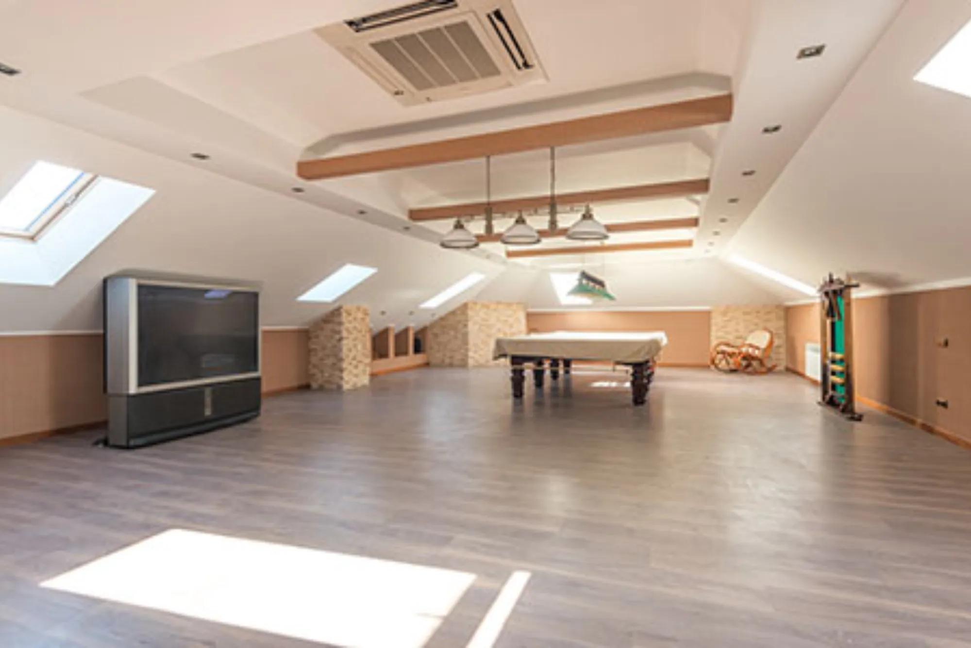 How to maintain loft flooring properly