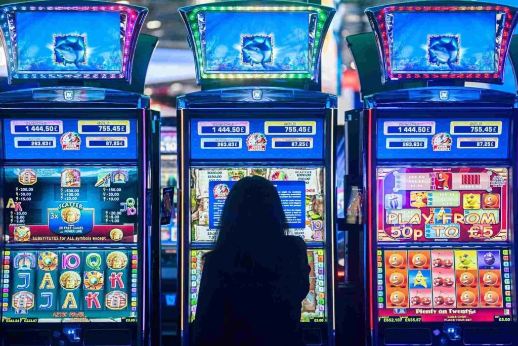 What are reel multipliers used for in slots?